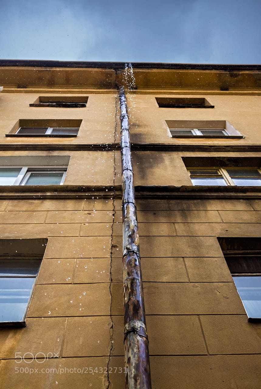 Olympus PEN E-PL6 sample photo. The rain photography