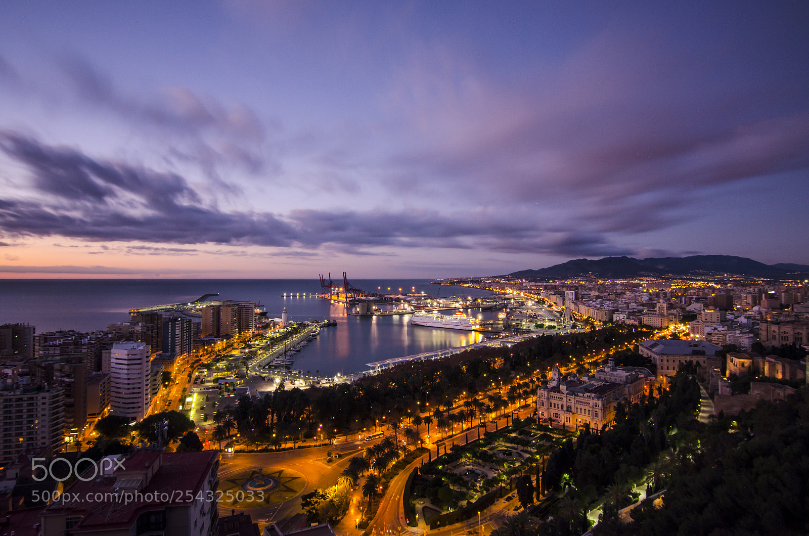 Nikon D5100 sample photo. Puerto de málaga photography