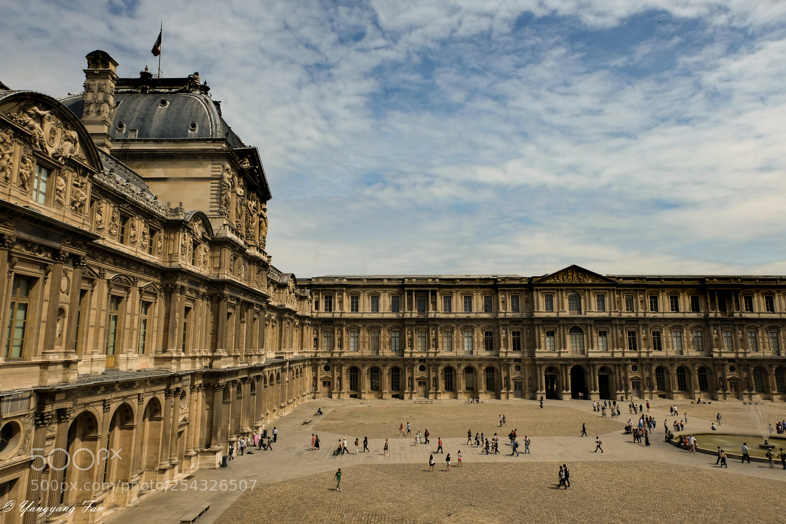 Fujifilm X-T20 sample photo. Louvre museum photography