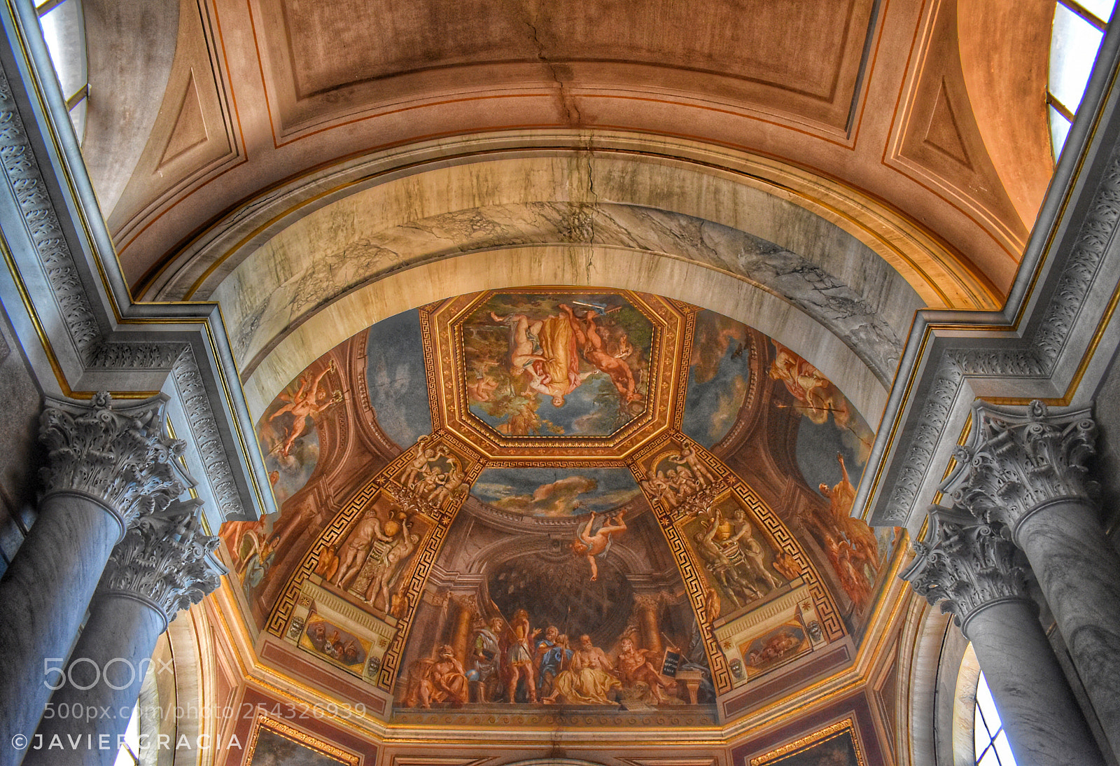 Nikon D5500 sample photo. Interior de los museos photography
