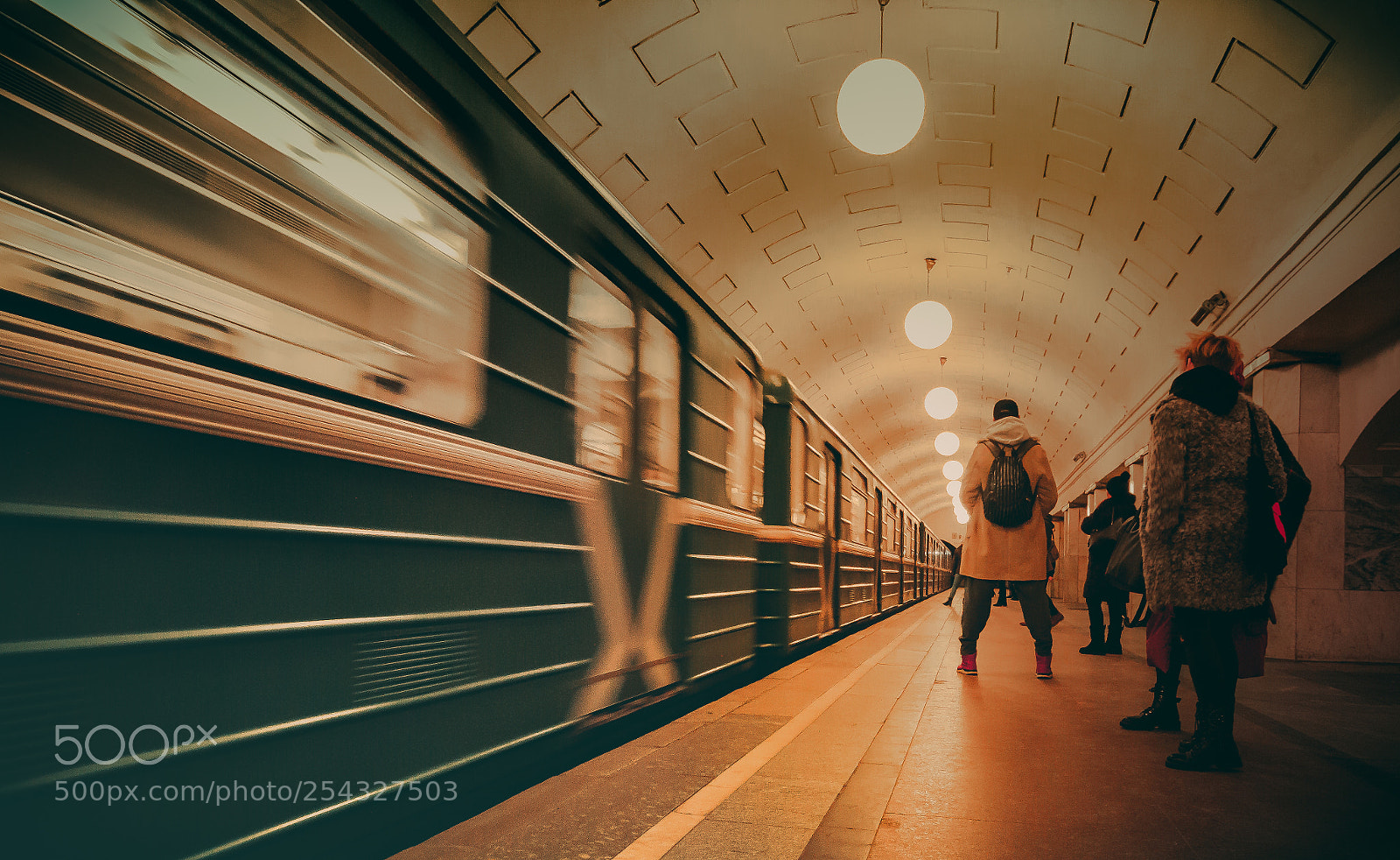 Canon EOS 70D sample photo. Moscow under ground photography
