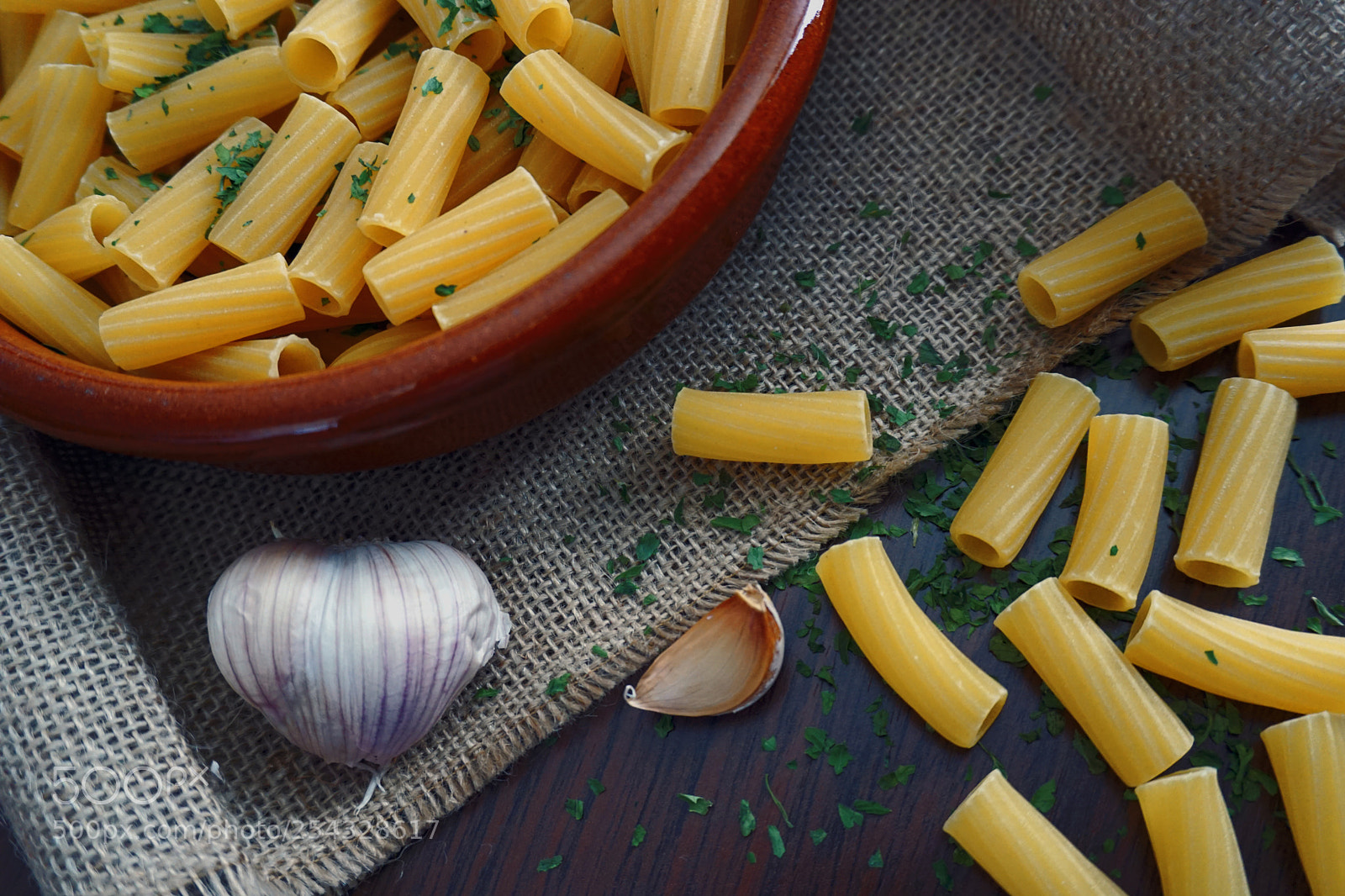 Sony a5100 sample photo. Bowl of round clay photography