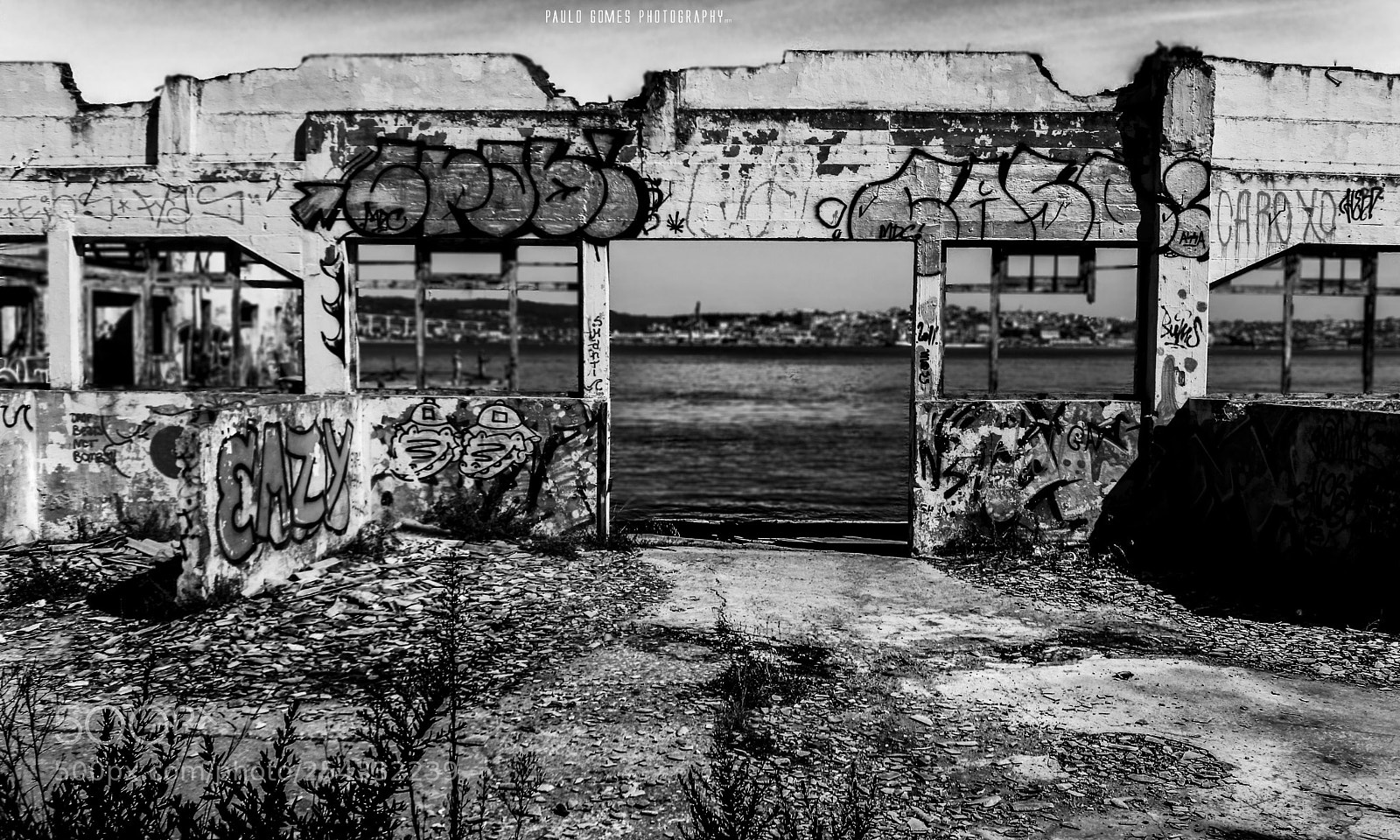 Nikon 1 J5 sample photo. Abandonado triste [abandoned sad] photography