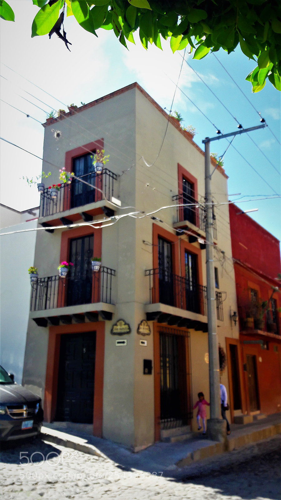 Samsung Galaxy J7 sample photo. 4 x 6 three stories house photography