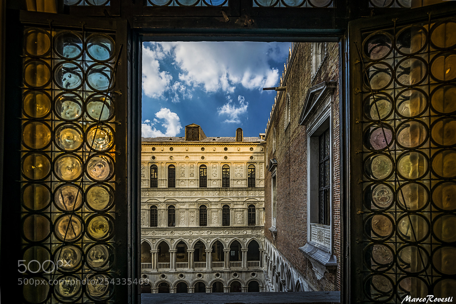 Nikon D3300 sample photo. Venetian glimpse (venice) photography