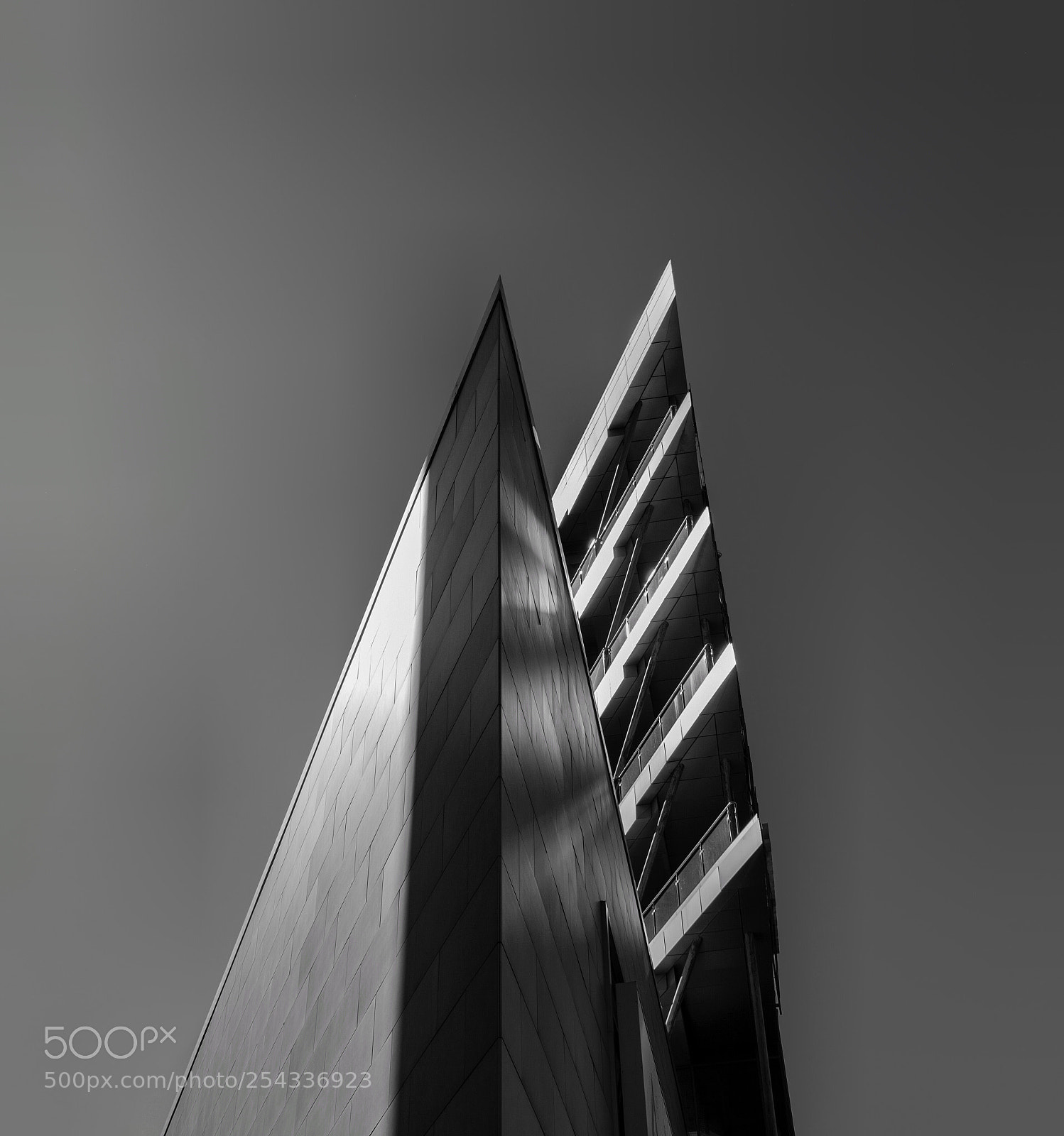 Canon EOS 70D sample photo. Contemporary pyramidal office buildings photography