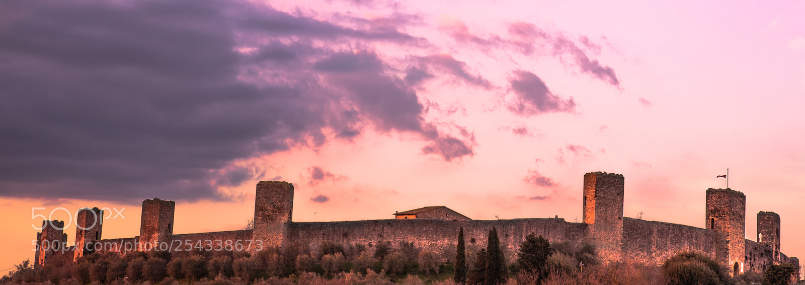 Nikon D3400 sample photo. Castello di monteriggioni photography