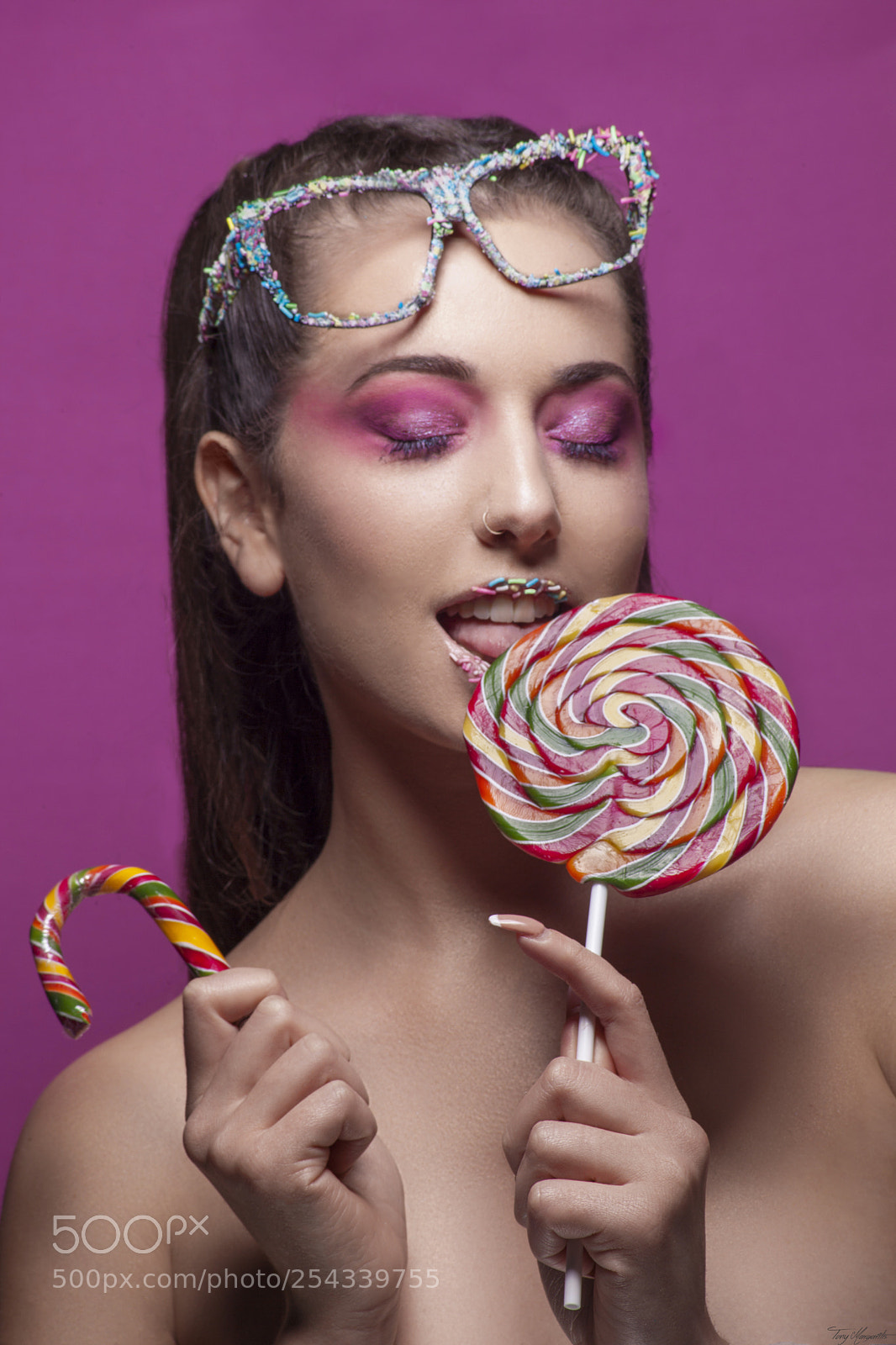 Canon EOS 5D Mark II sample photo. Candy photography