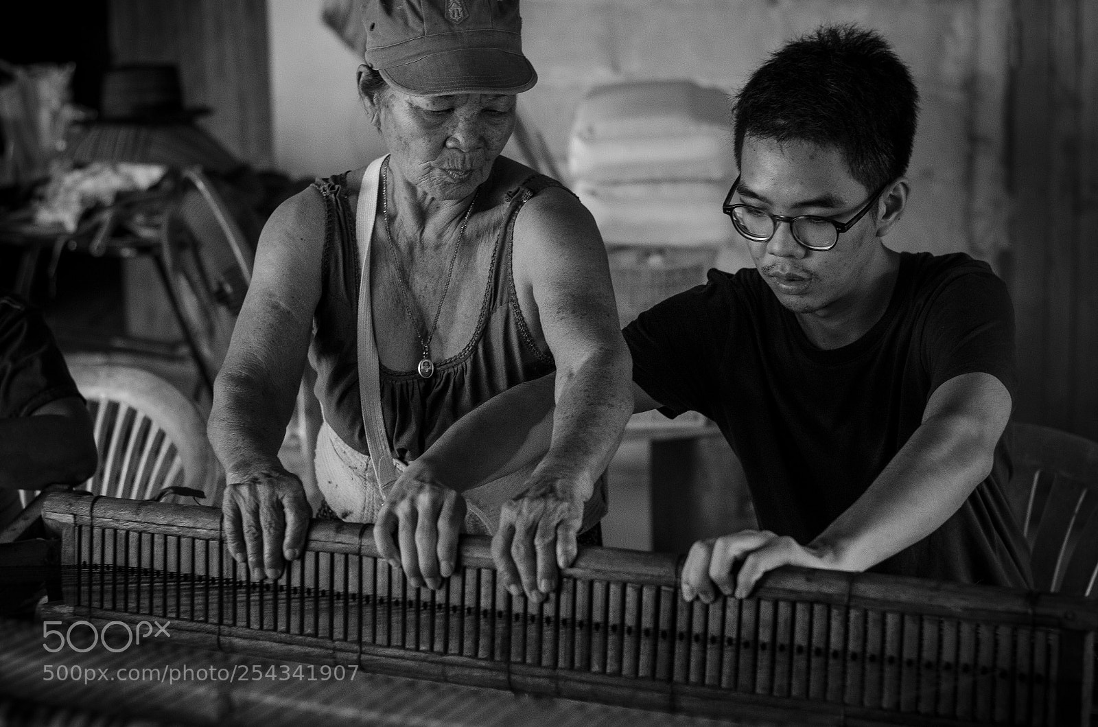 Nikon D7000 sample photo. Making of traditional mattress photography