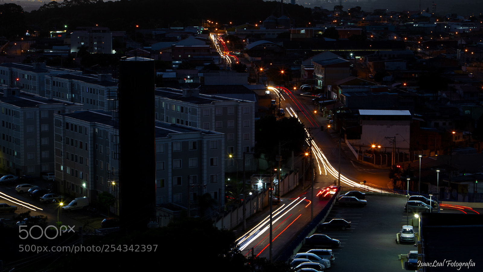 Canon EOS 750D (EOS Rebel T6i / EOS Kiss X8i) sample photo. Rastros noturnos photography