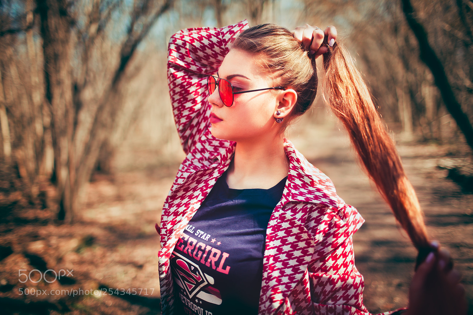 Canon EOS 5D Mark II sample photo. Red glasses girl photography