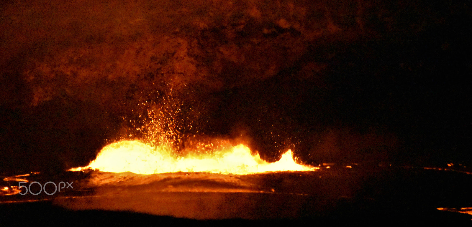 Nikon D5500 sample photo. Mauna kilauea eruption at night photography