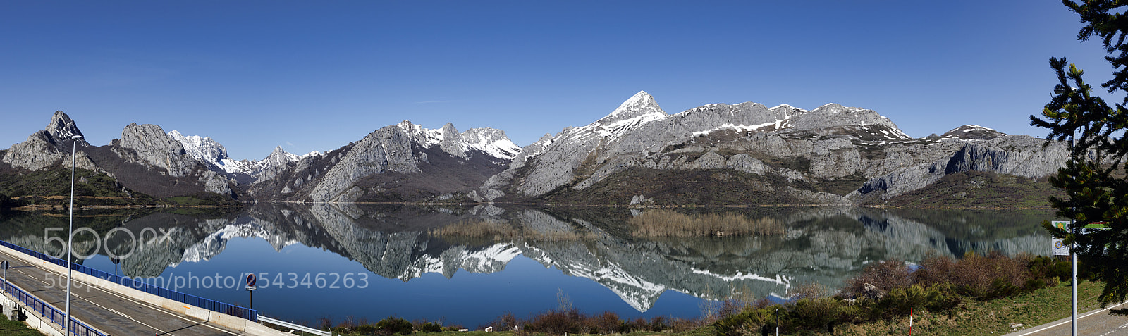 Canon EOS 5D Mark IV sample photo. Panoranmica pantano de rian photography