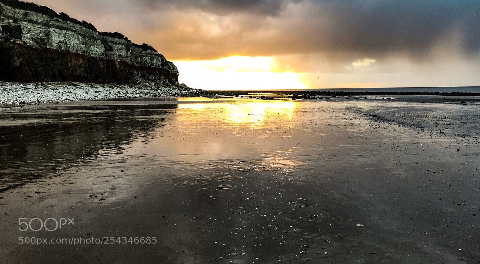 Apple iPhone 7 sample photo. White cliff bay bembridge photography