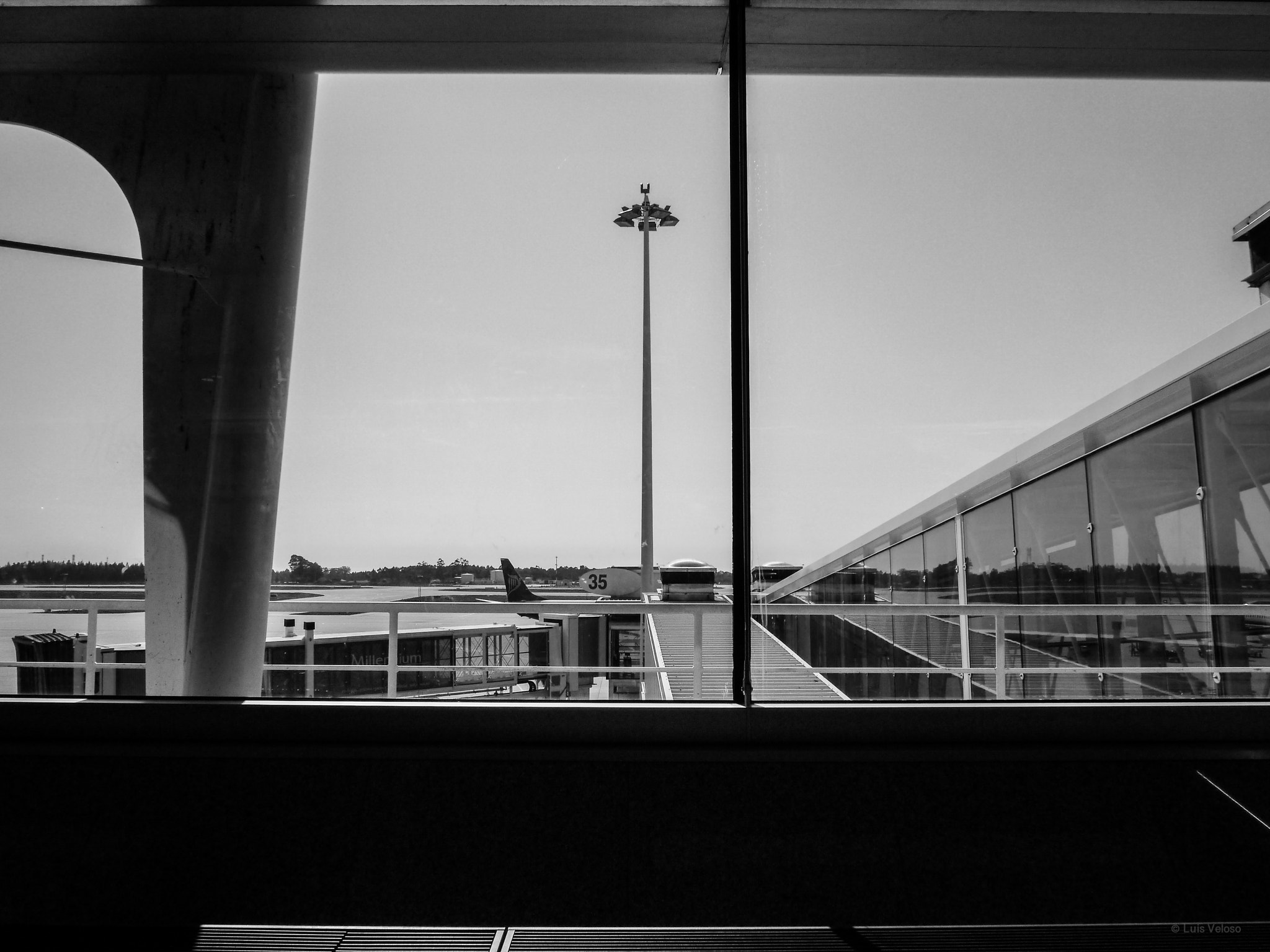 Panasonic Lumix DMC-GF3 sample photo. Gate 35 photography