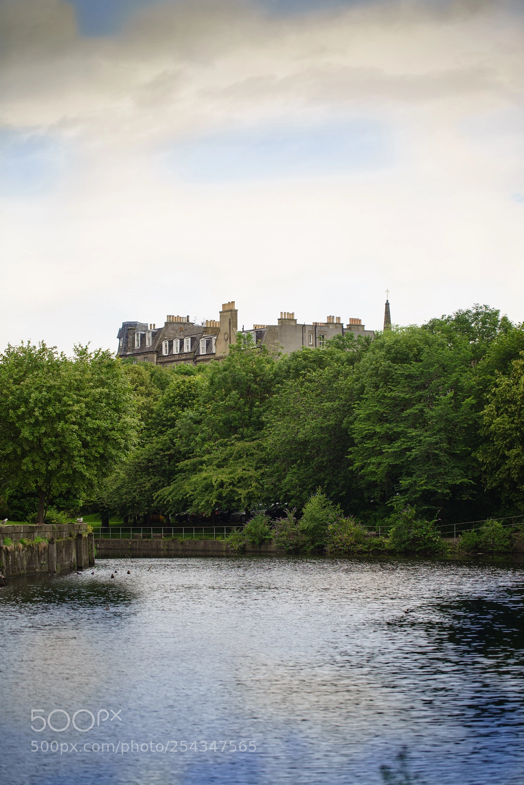 Sony a7R sample photo. Sunshine on leith photography