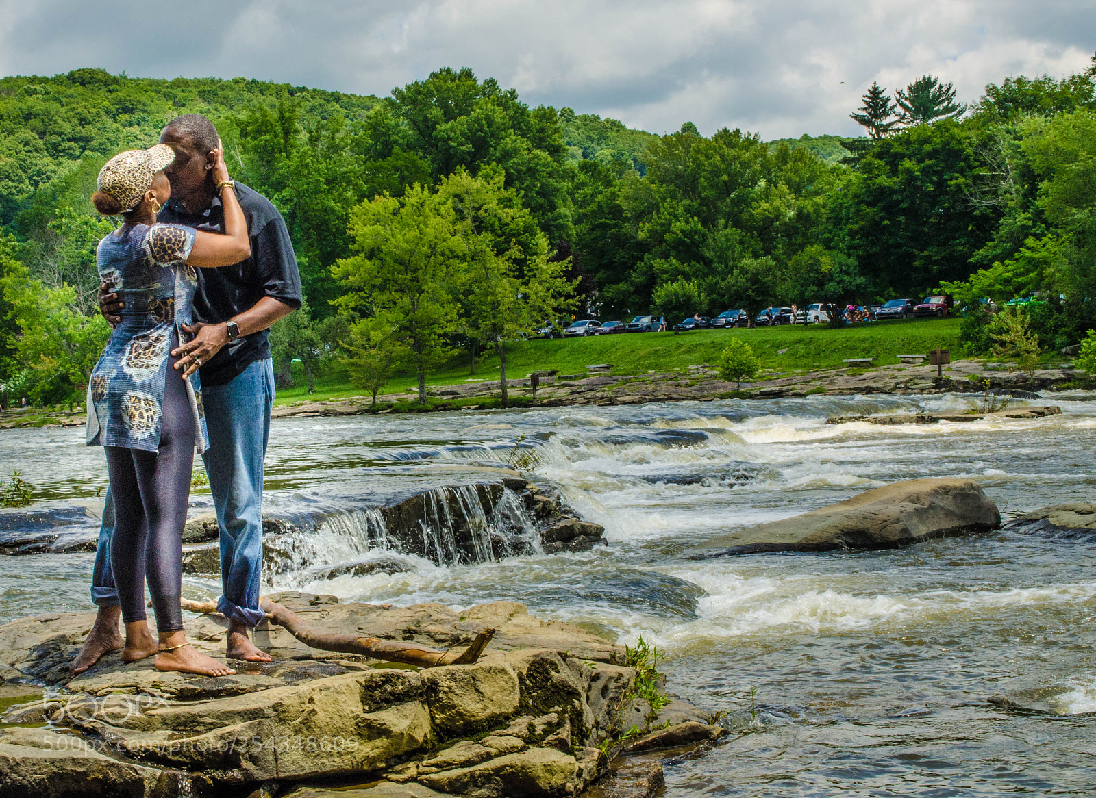 Nikon D7000 sample photo. The kiss photography