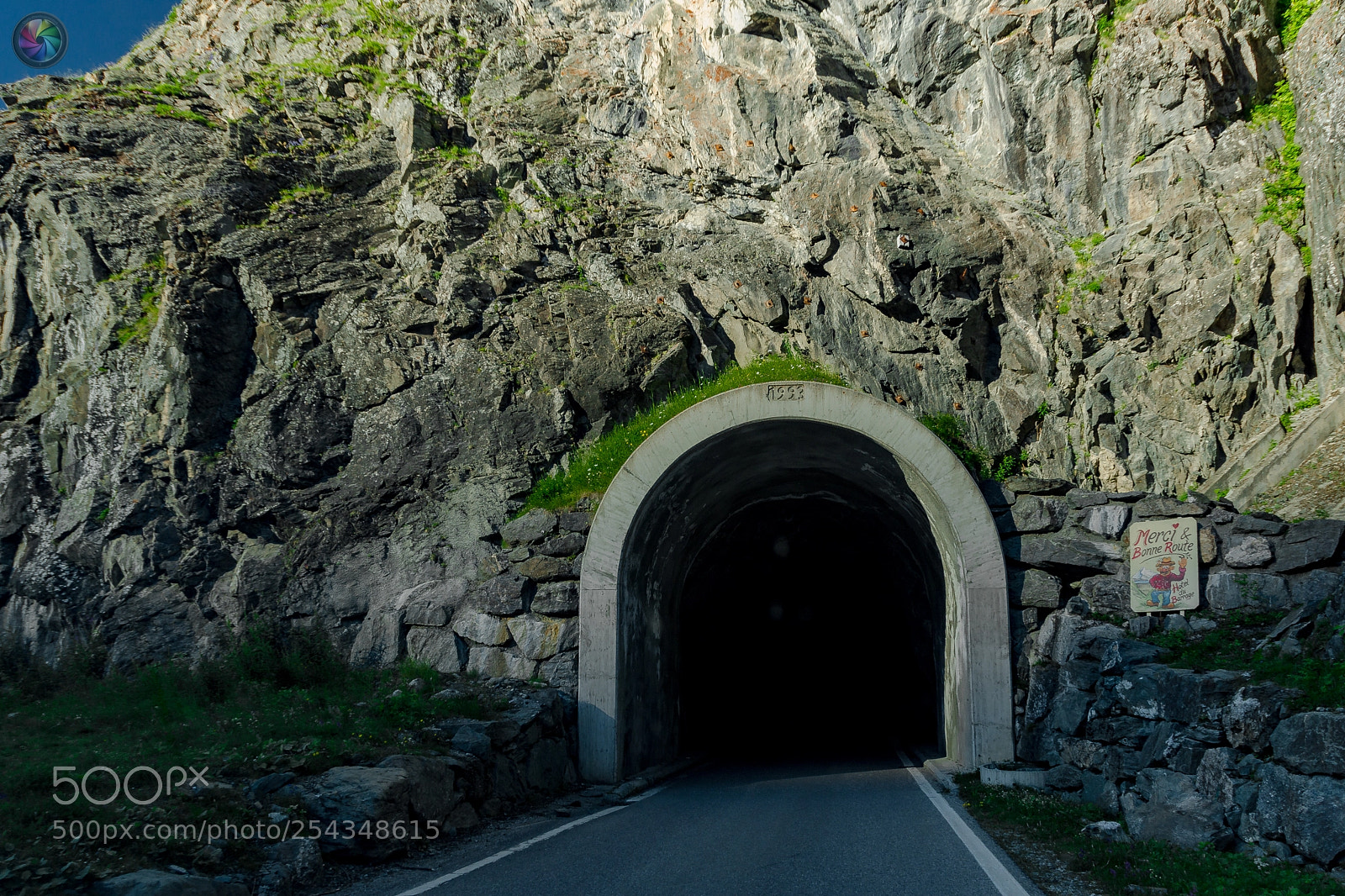 Sony SLT-A77 sample photo. Merci & bonne route photography