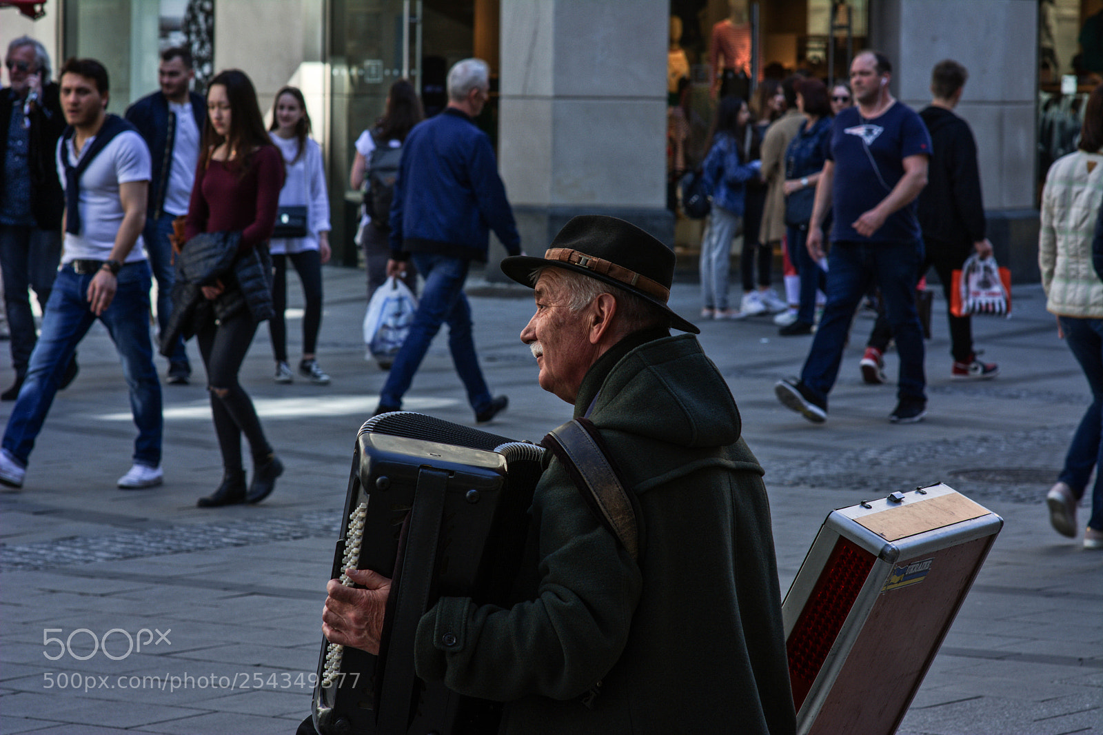 Nikon D7100 sample photo. Street musician photography