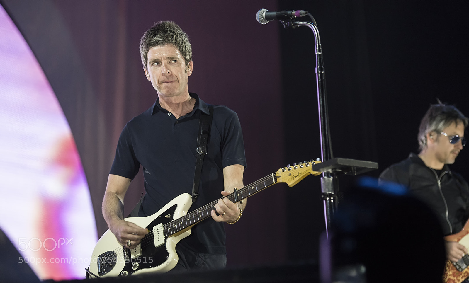 Nikon D4 sample photo. Noel gallagher's high flying photography