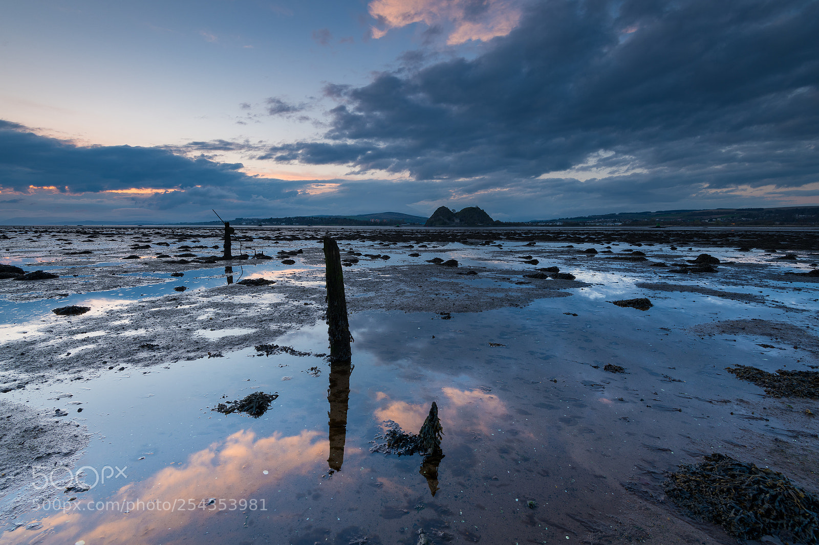 Nikon D850 sample photo. Dumbarton rock, low tide photography