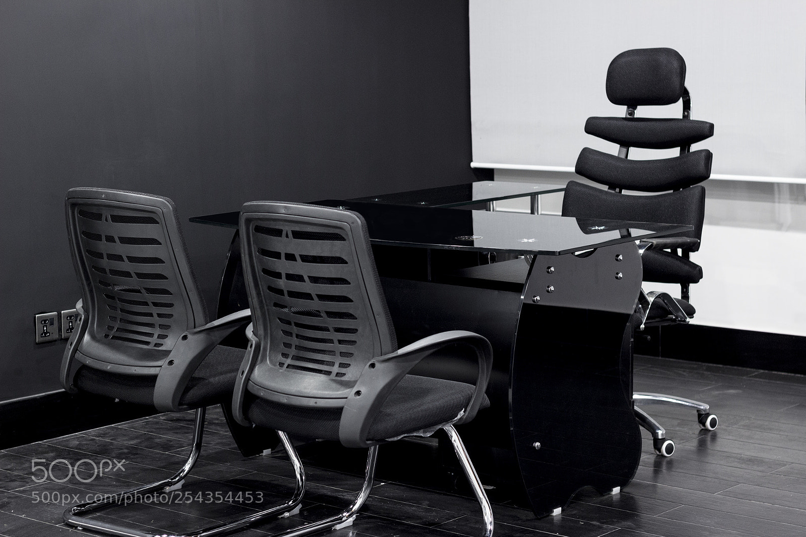 Canon EOS 600D (Rebel EOS T3i / EOS Kiss X5) sample photo. Office photography 3 photography