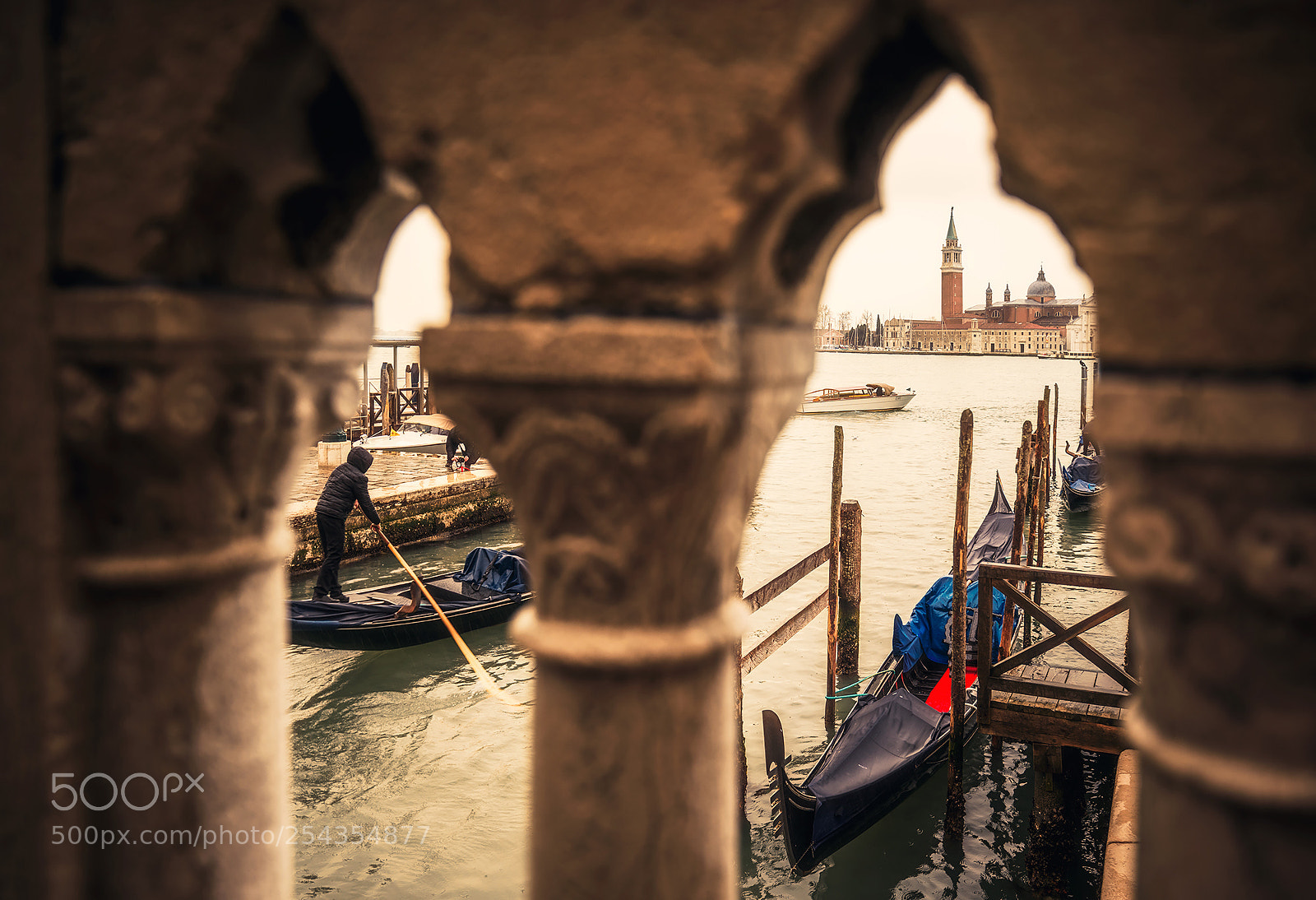 Nikon D810 sample photo. The best moment for photography