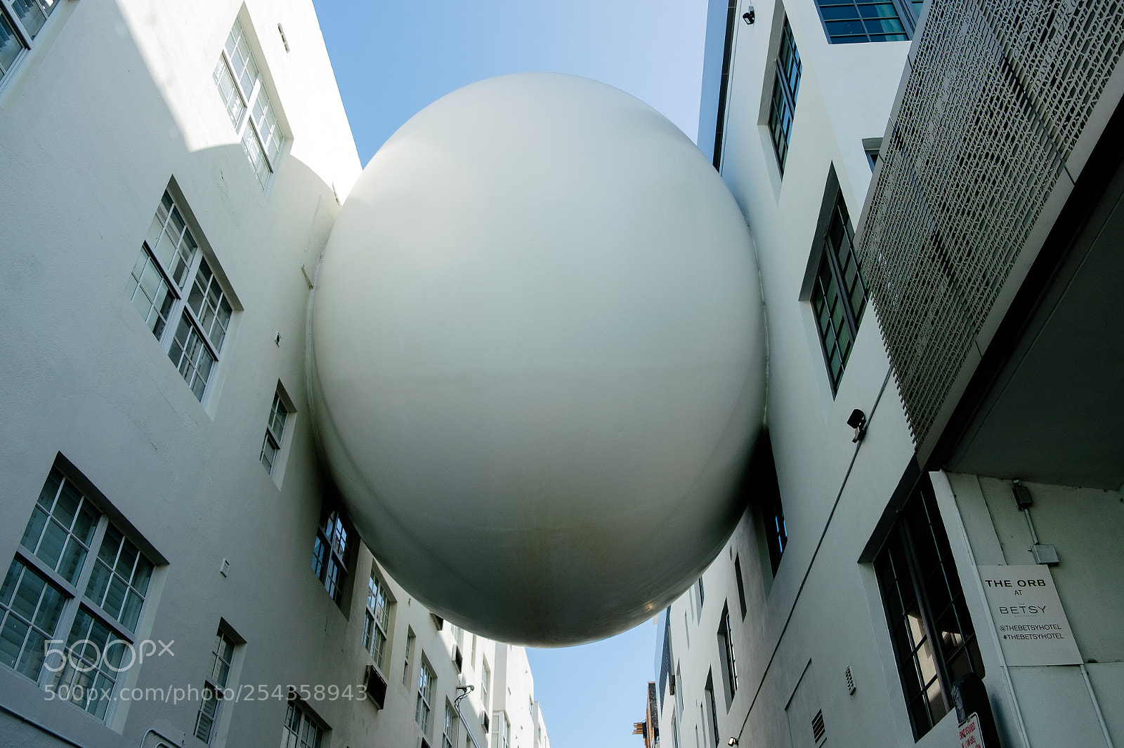 Fujifilm X-T10 sample photo. The orb photography