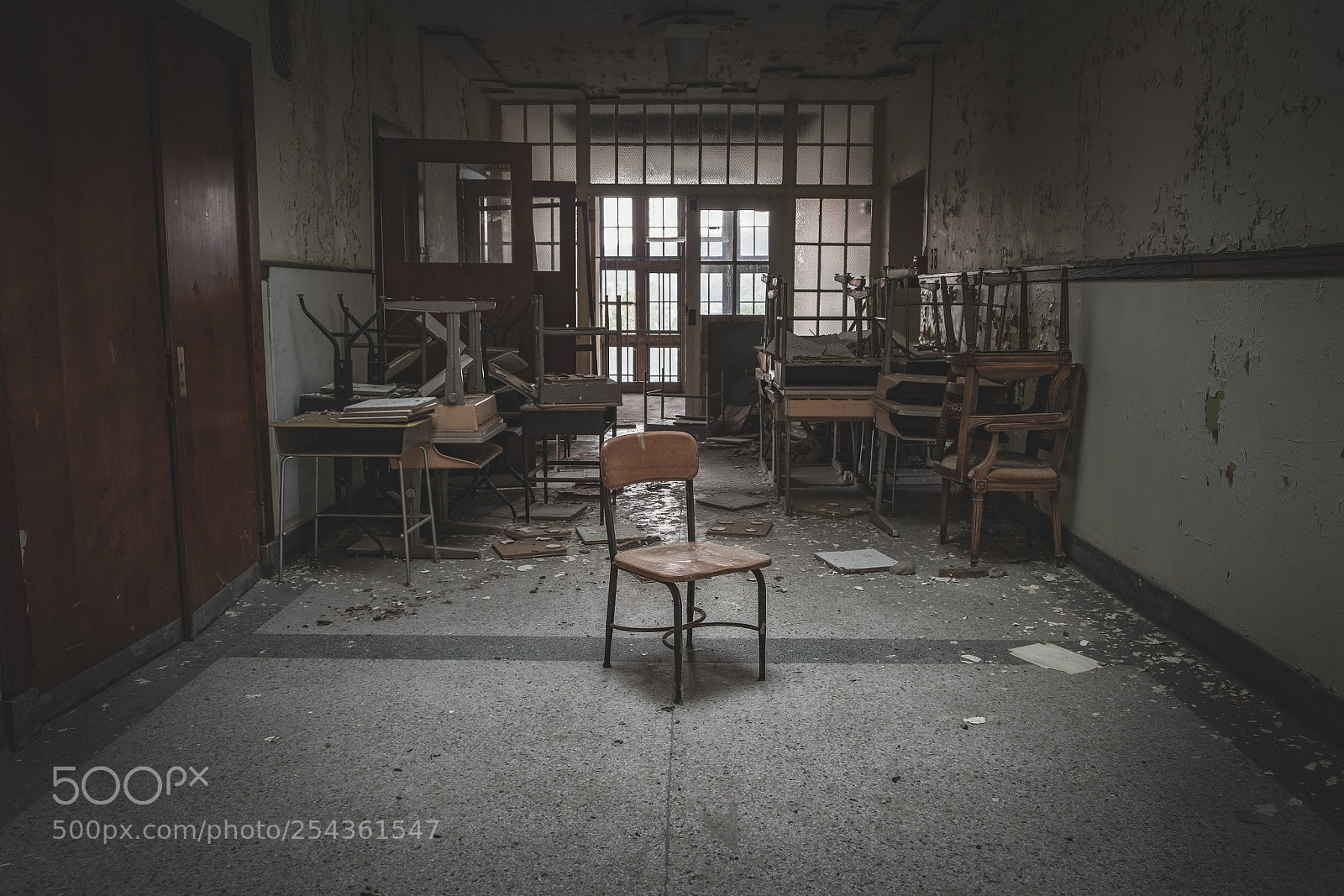 Fujifilm X-T1 sample photo. Down the hall photography