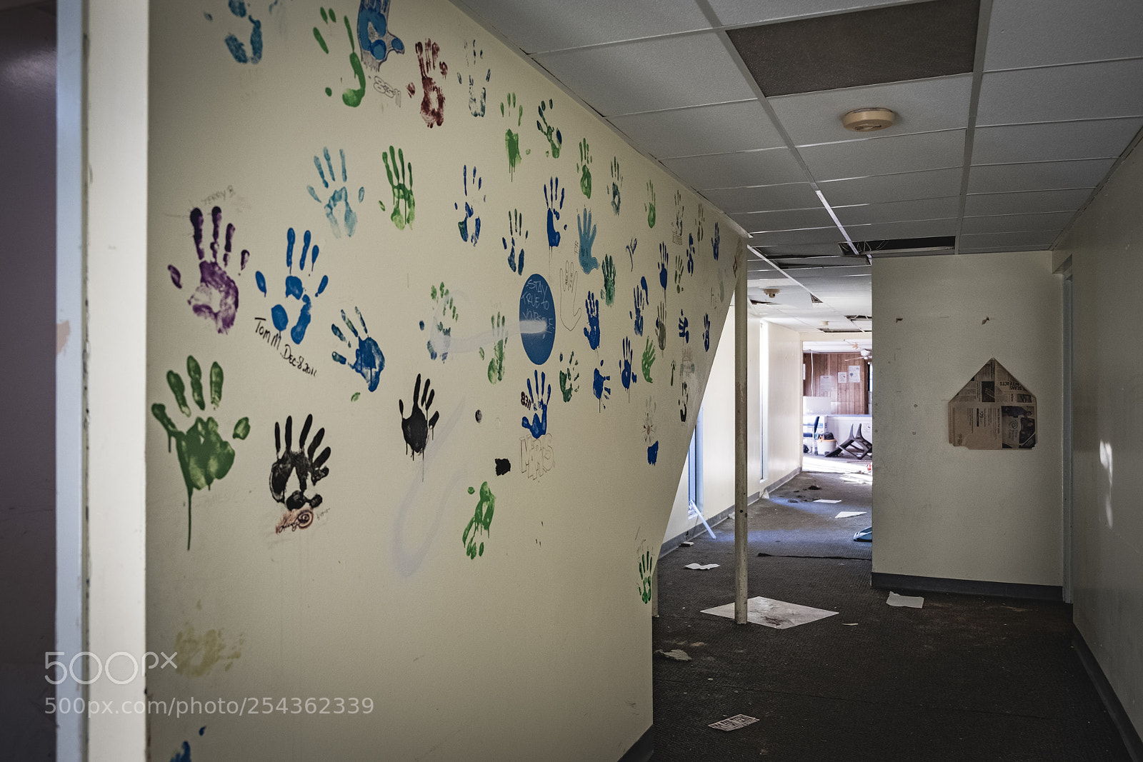 Fujifilm X-T1 sample photo. Forgotten folks photography