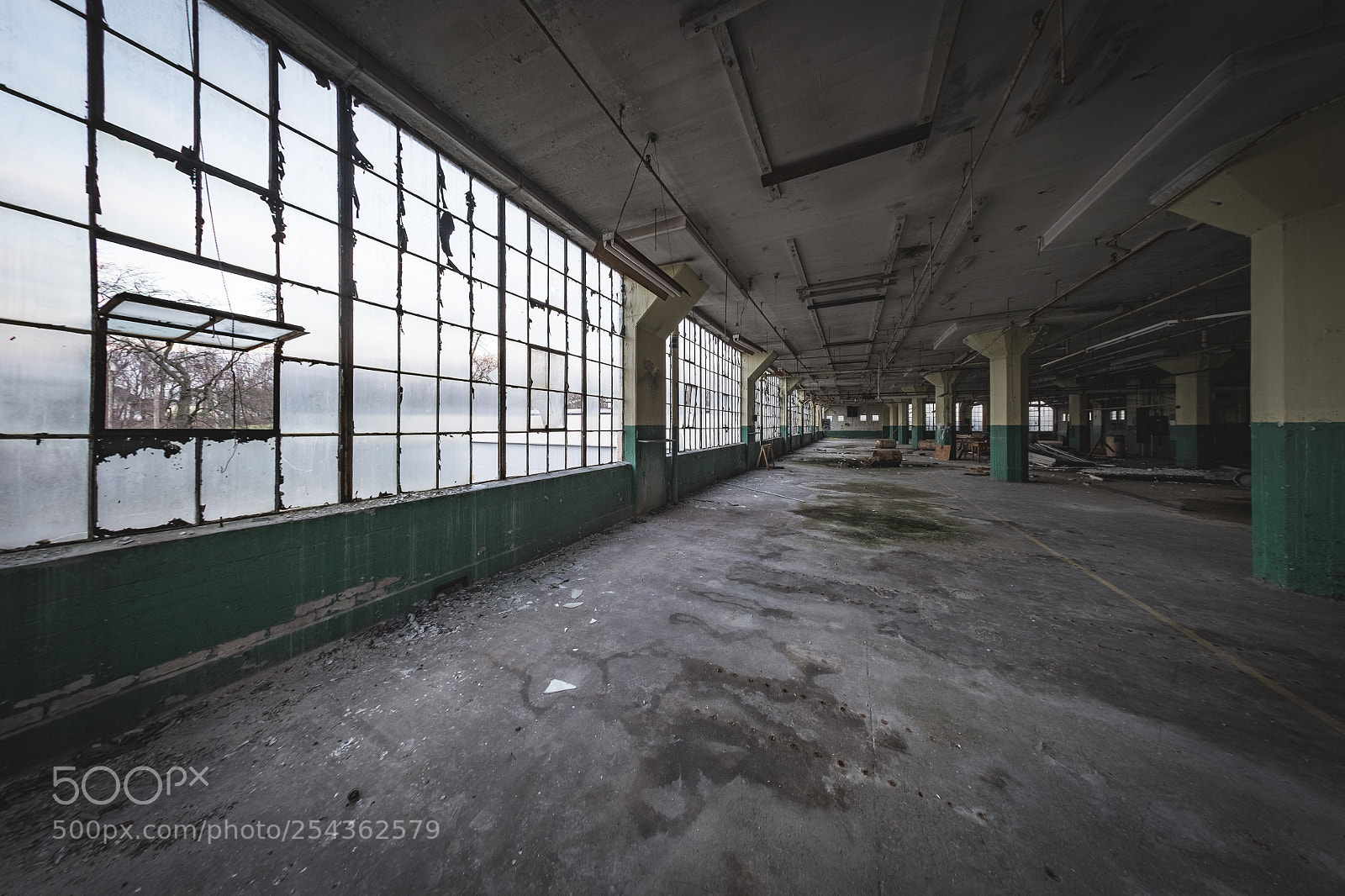 Fujifilm X-T1 sample photo. On and on photography
