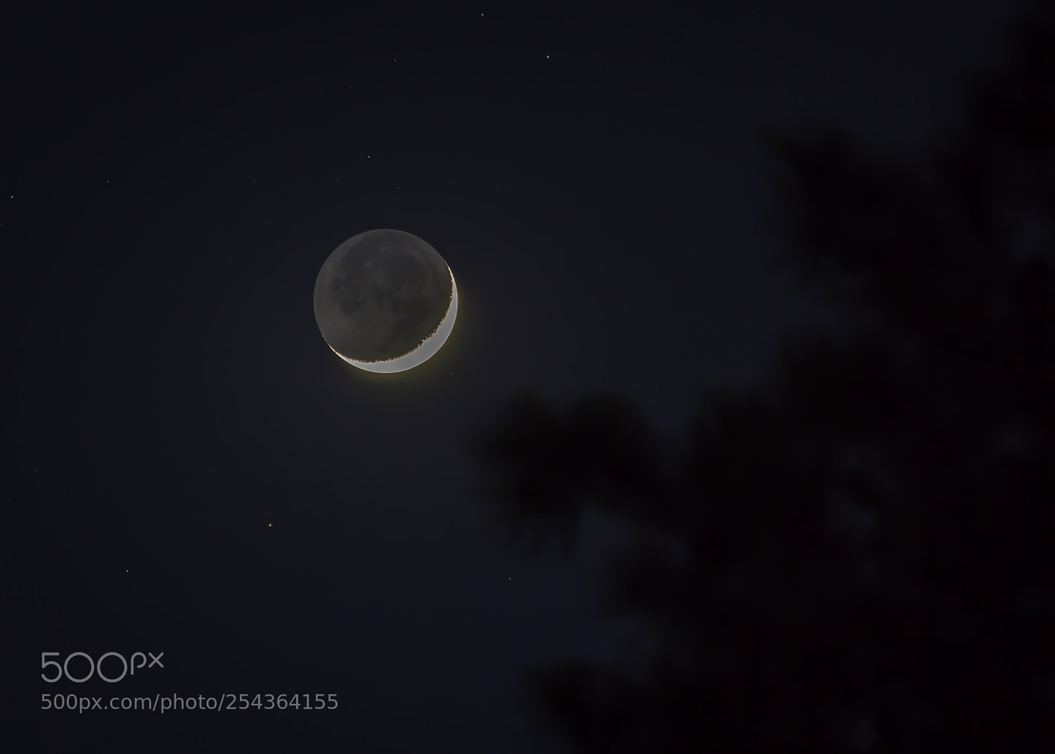 Canon EOS 60D sample photo. Waxing crescent moon - 4/18/2018 9.4% photography