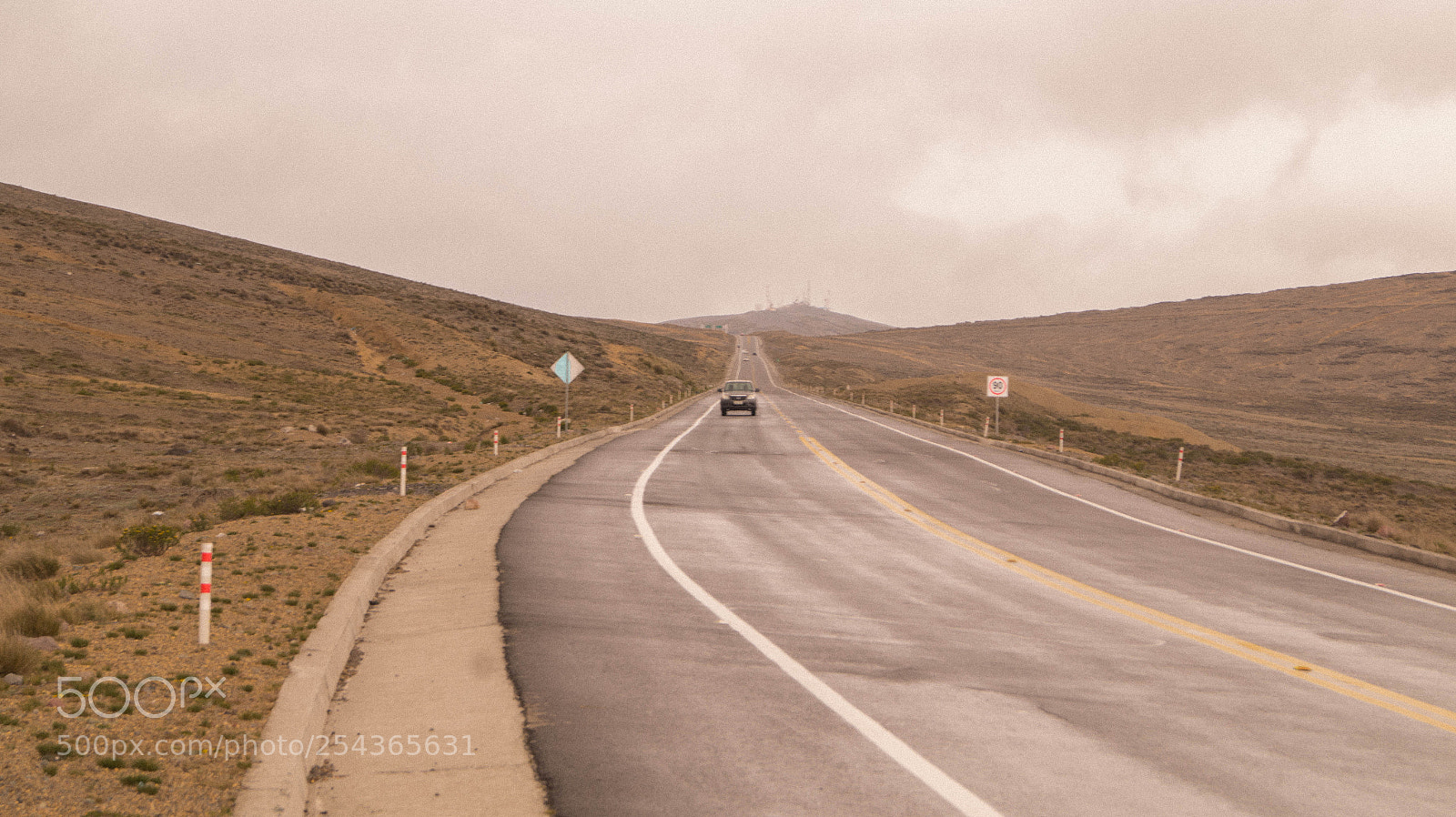 Sony SLT-A58 sample photo. The road photography