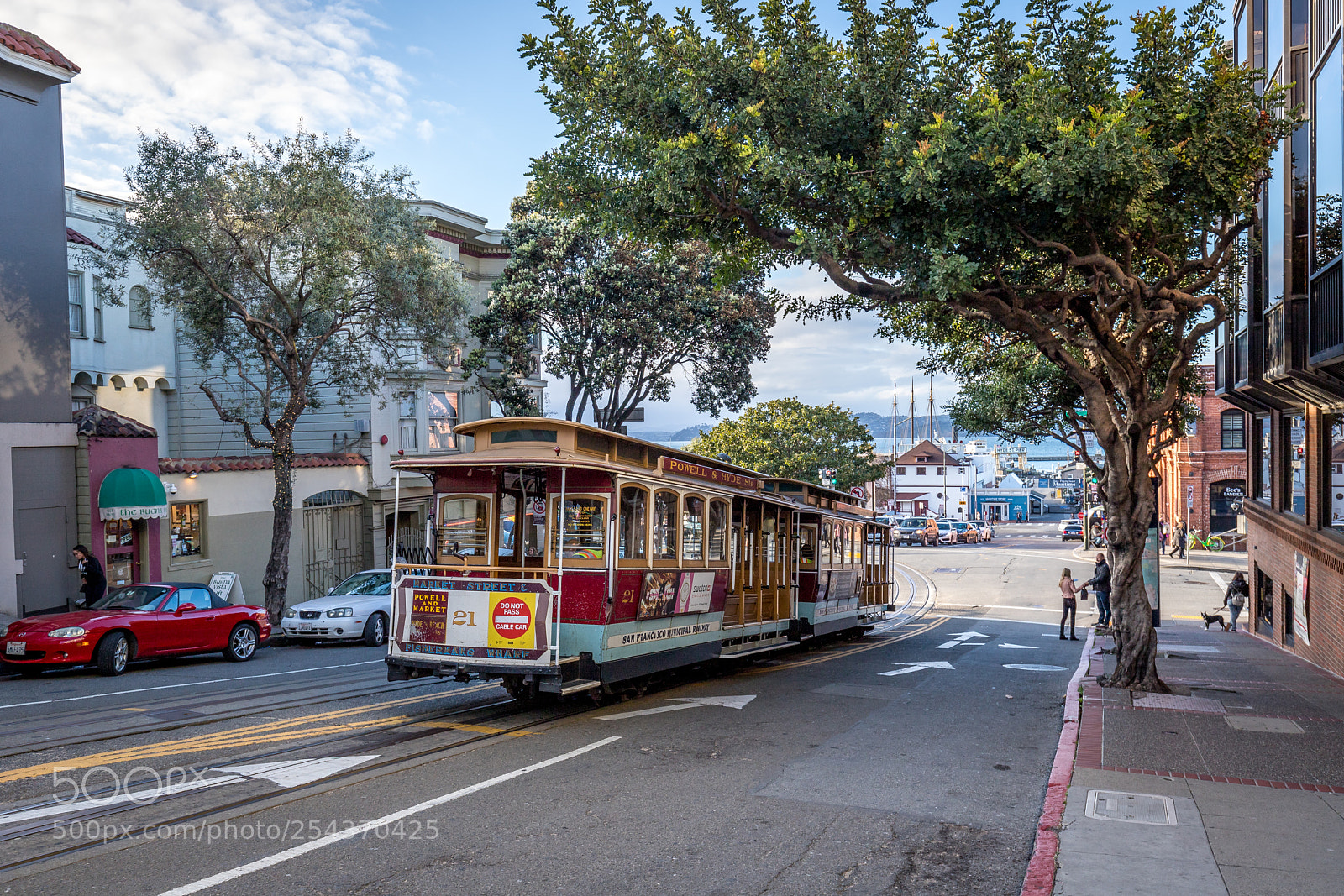 Canon EOS 6D Mark II sample photo. San francisco tram photography