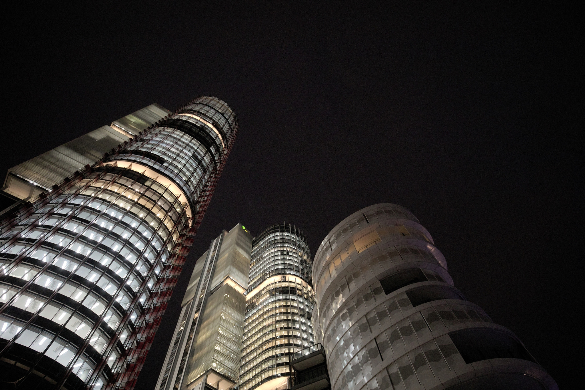 Canon EF 16-35mm F4L IS USM sample photo. Looming over you photography
