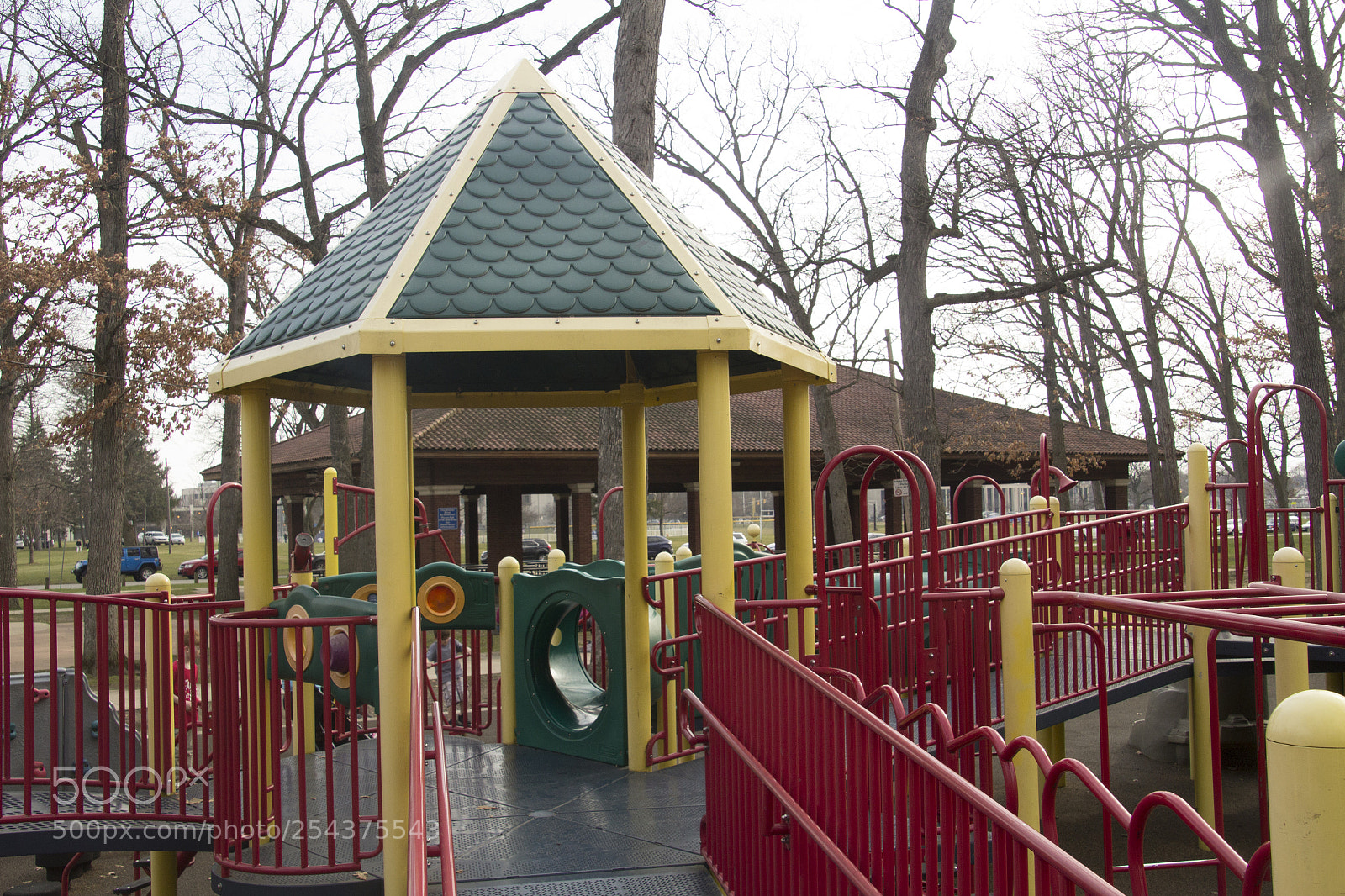 Canon EOS 1200D (EOS Rebel T5 / EOS Kiss X70 / EOS Hi) sample photo. The newer playground. photography