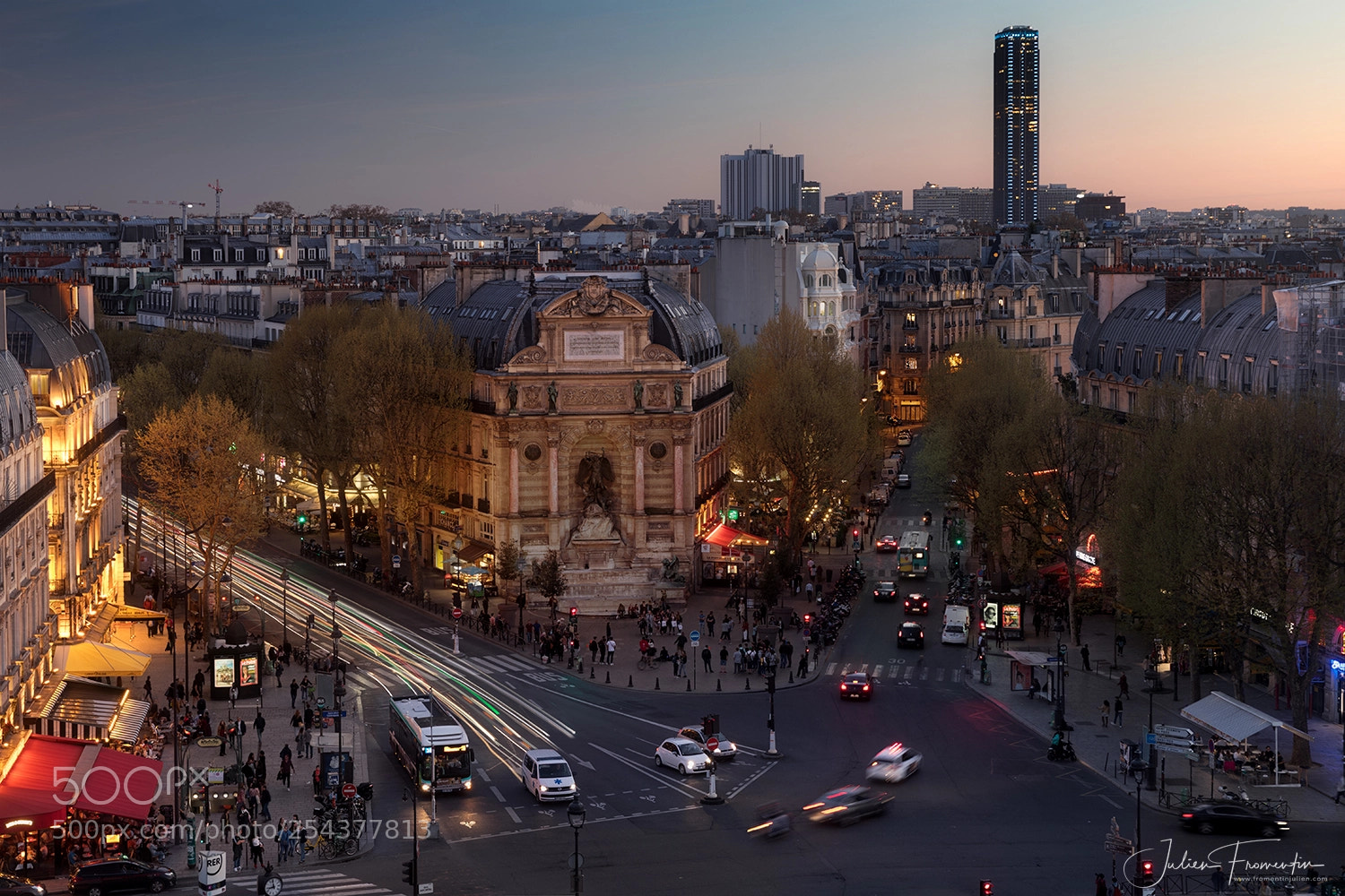 Canon EOS 5D Mark IV sample photo. Place saint-michel tour montparnasse photography