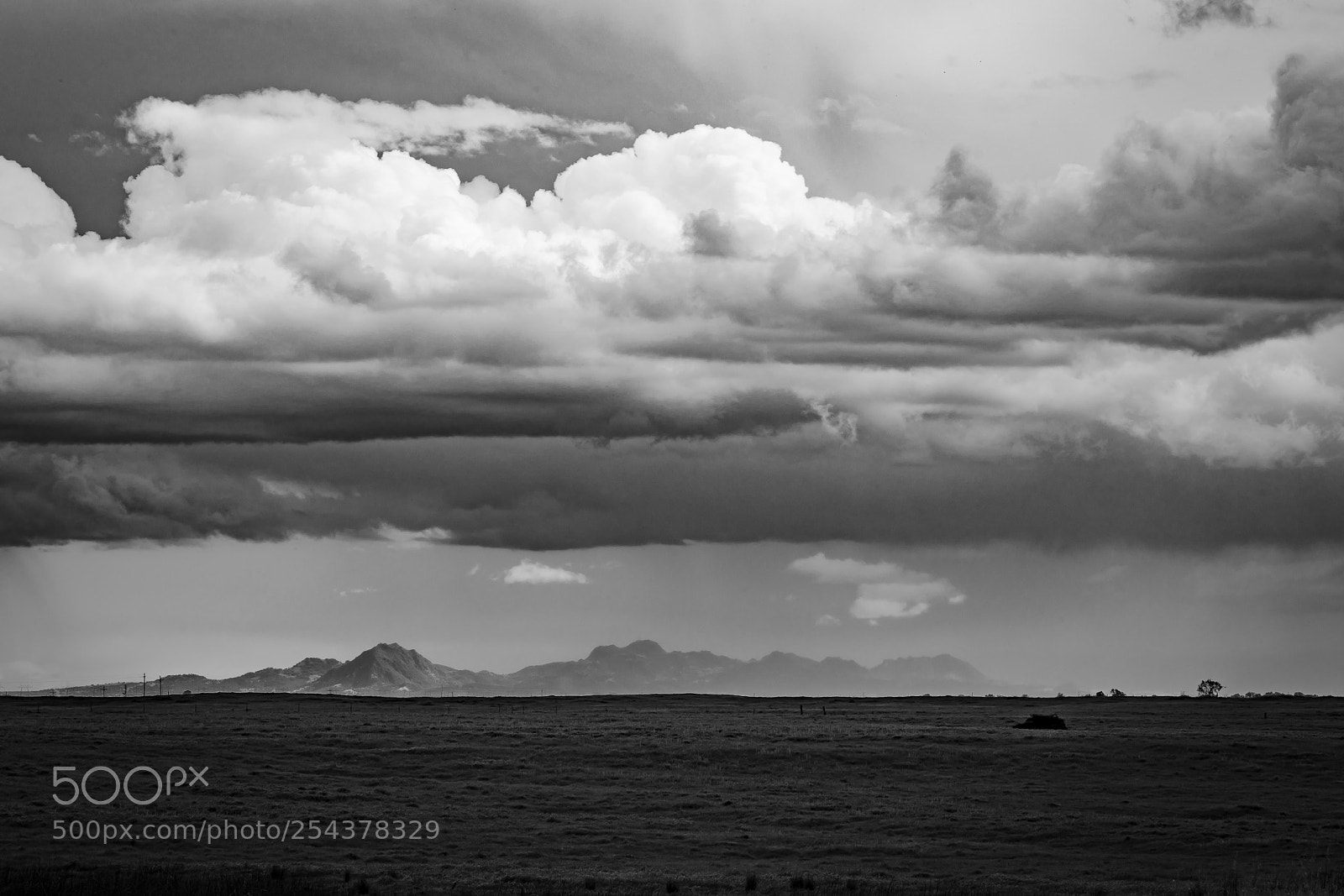 Canon EOS 5D Mark IV sample photo. Storm clouds over sutter photography