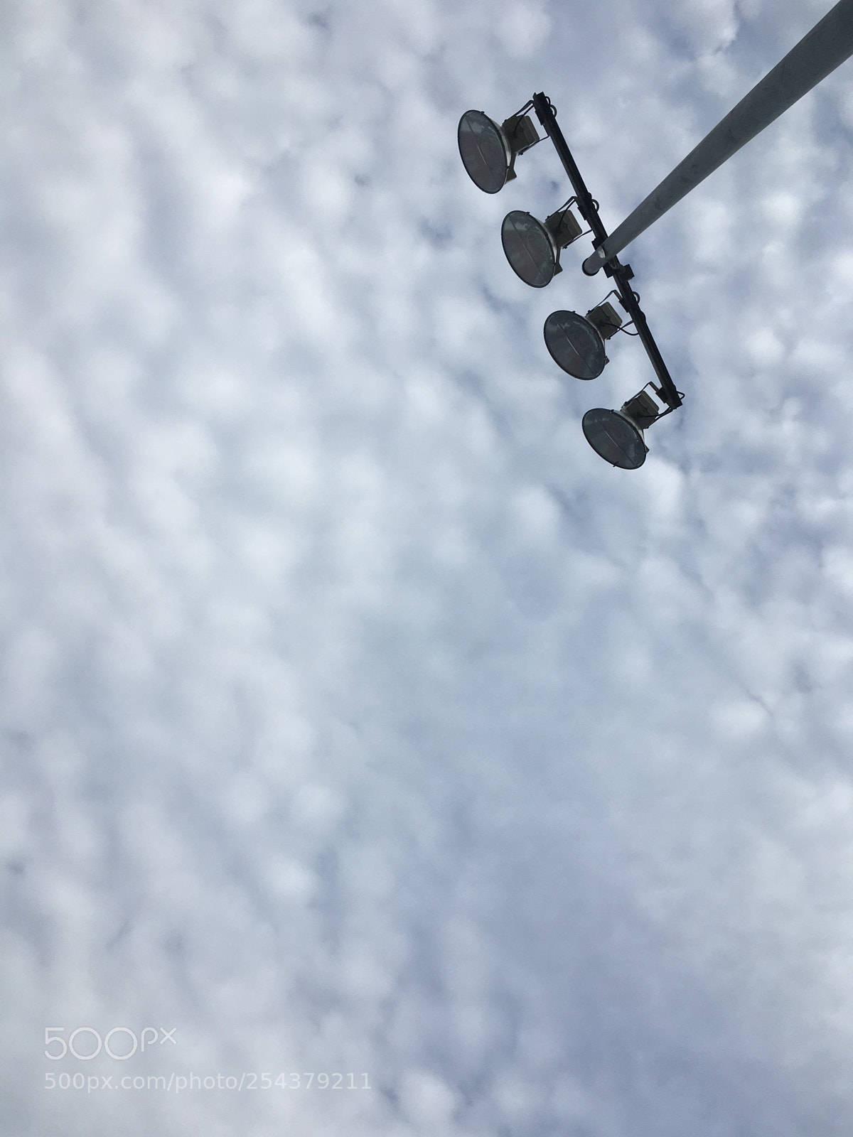 Apple iPhone SE sample photo. Sky photography