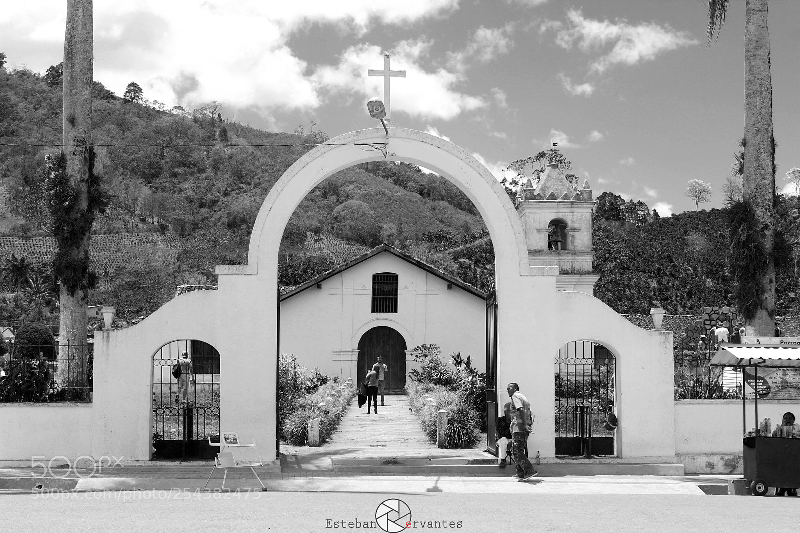 Canon EOS 1200D (EOS Rebel T5 / EOS Kiss X70 / EOS Hi) sample photo. Orosi's church photography
