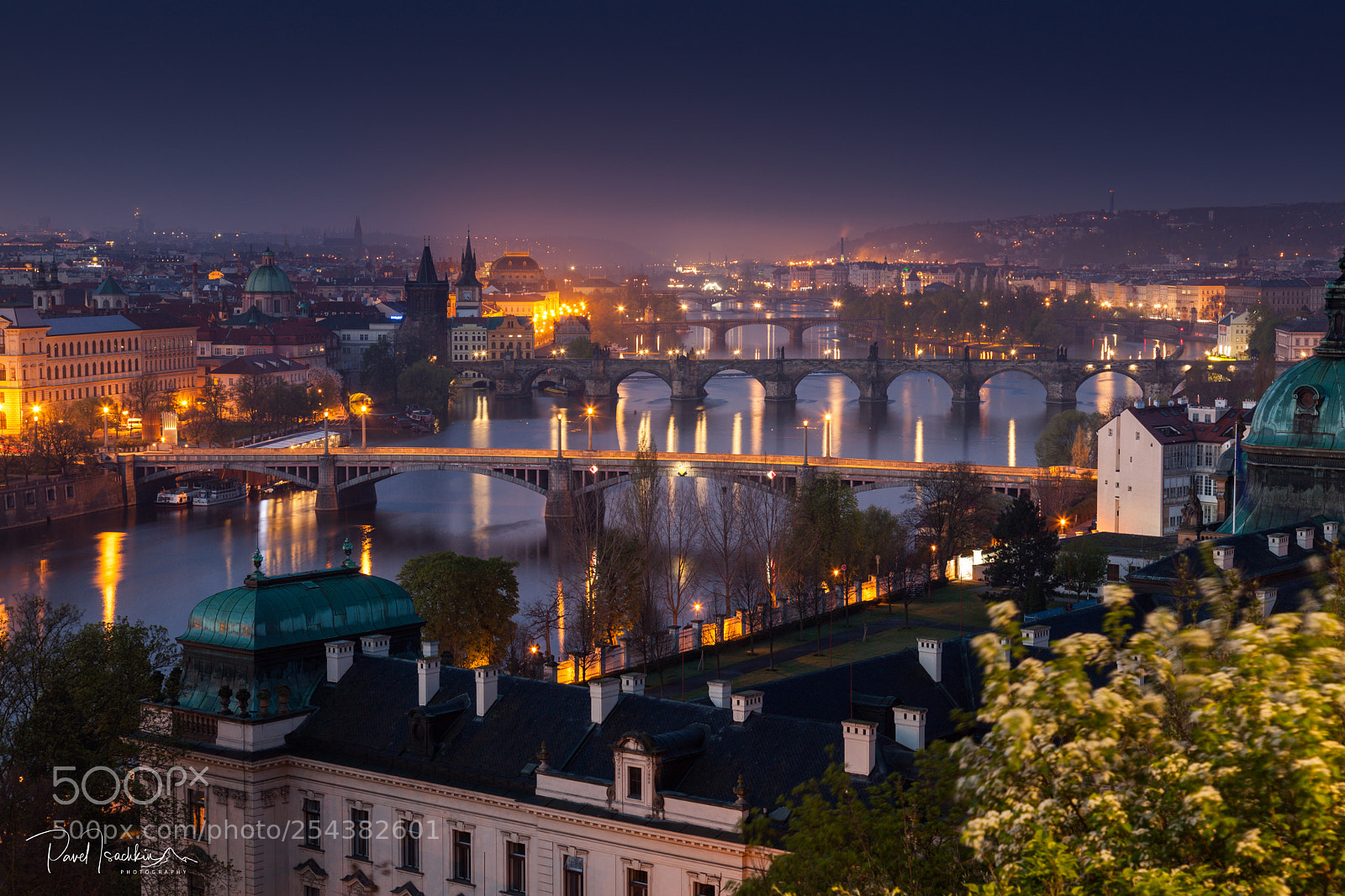 Canon EOS 5D Mark II sample photo. Prague before sunrise photography