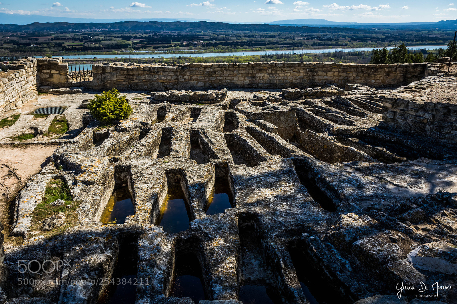 Canon EOS 7D Mark II sample photo. Abbaye de saint-roman photography