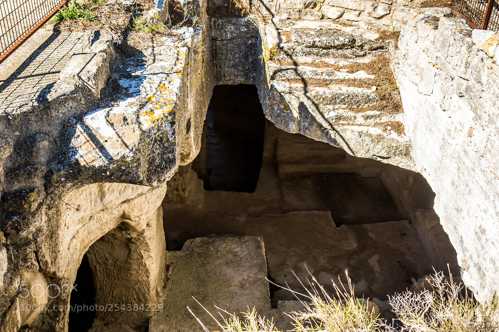 Canon EOS 7D Mark II sample photo. Abbaye de saint-roman photography