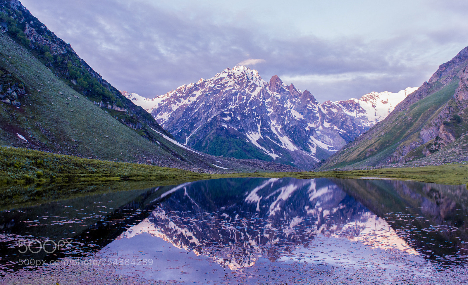 Nikon D5200 sample photo. Reflection photography