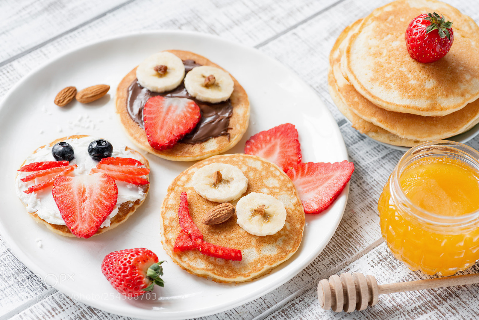Nikon D810 sample photo. Pancake food art for photography