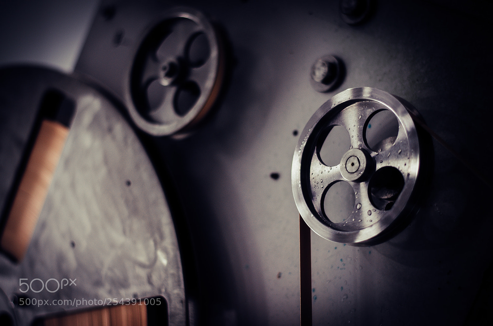 Nikon D7000 sample photo. Tech photography
