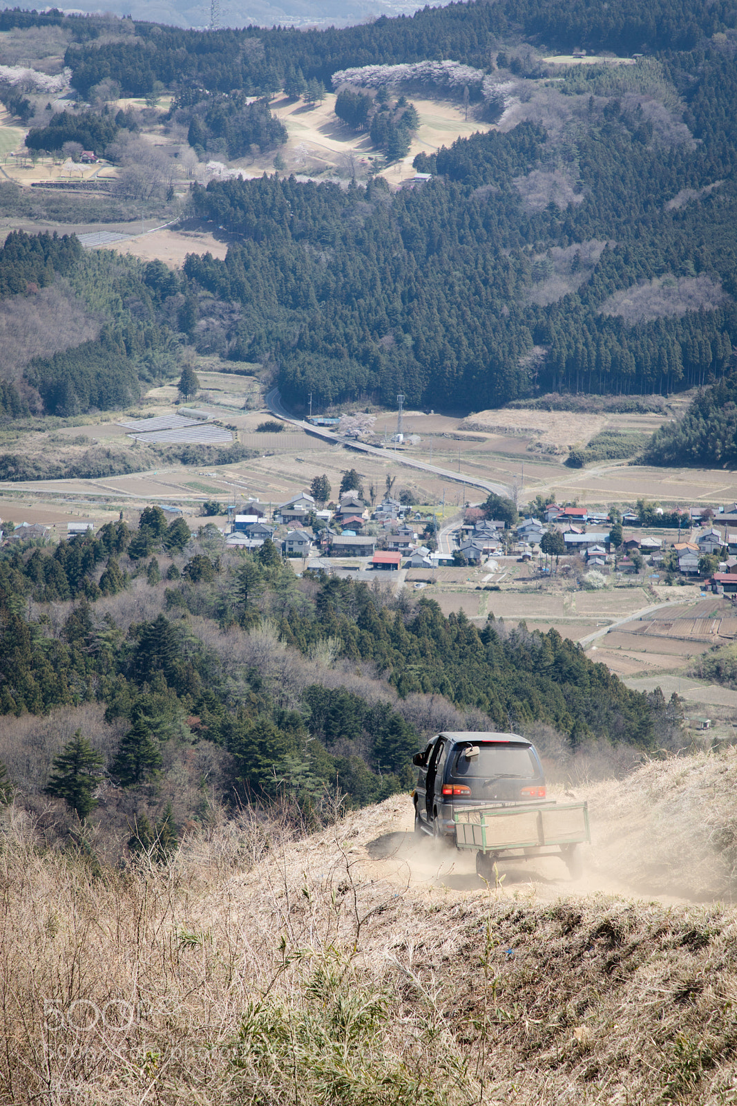 Canon EOS 5D Mark IV sample photo. Downhill photography