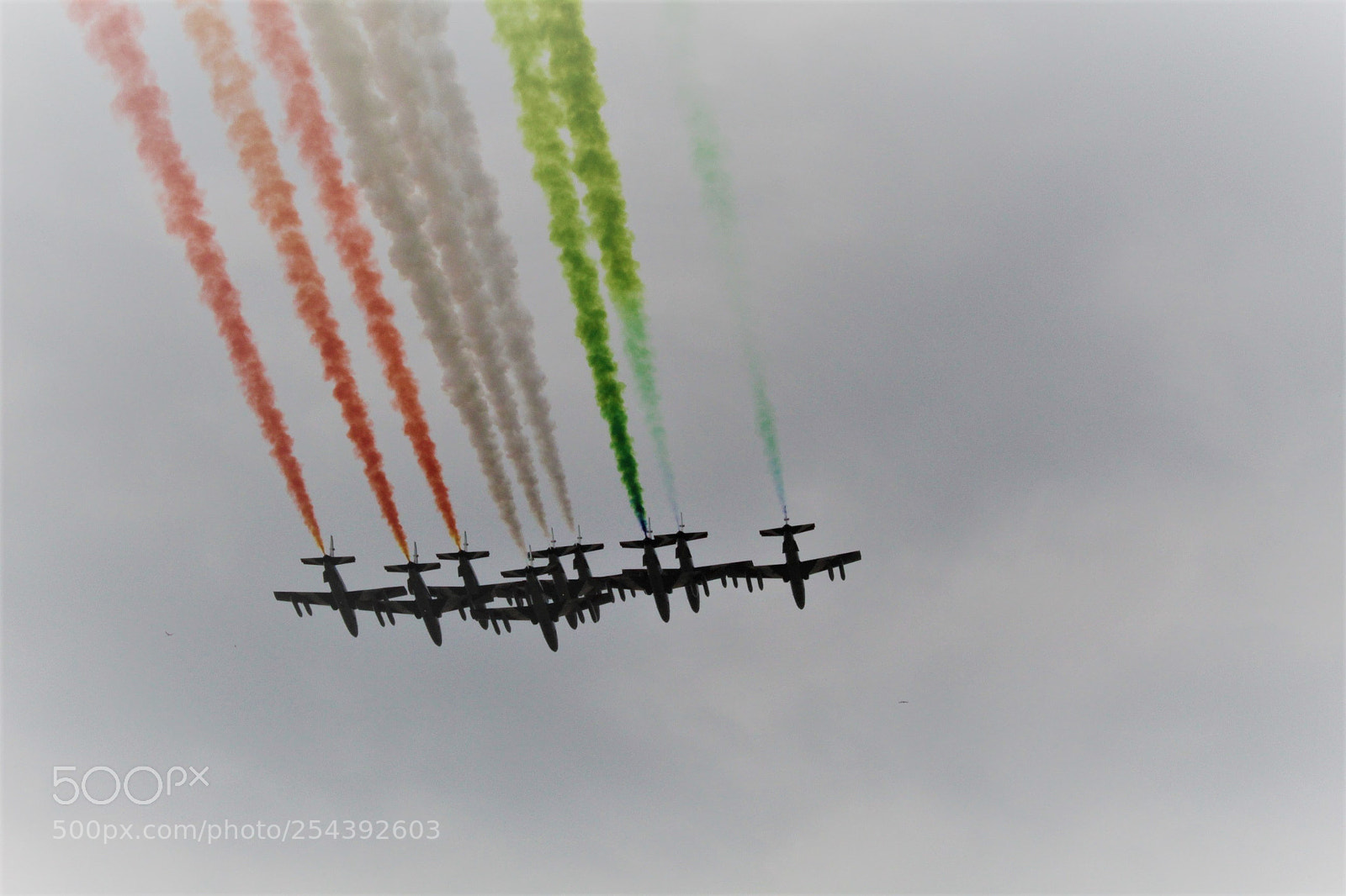 Canon EOS 1300D (EOS Rebel T6 / EOS Kiss X80) sample photo. Frecce tricolore photography