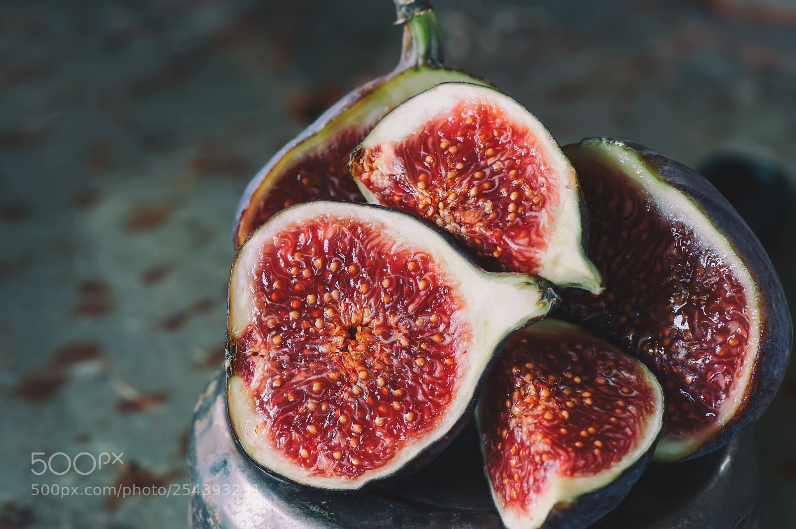 Nikon D700 sample photo. Sweet red ripe figs photography
