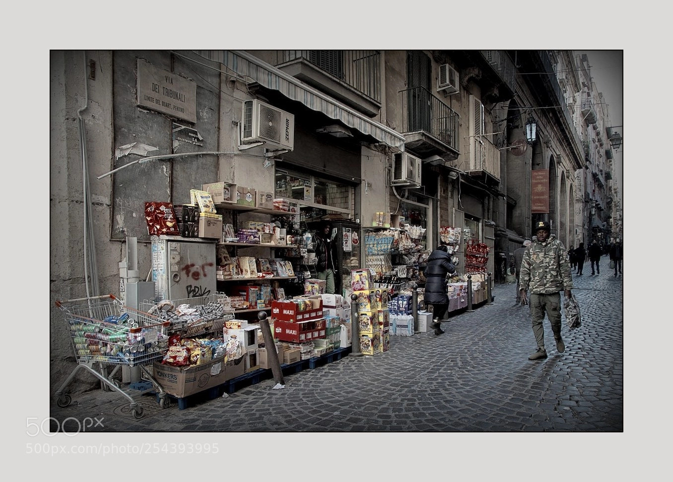 Canon EOS 50D sample photo. Store photography